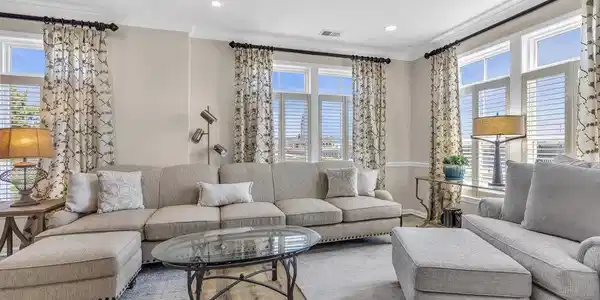 301 Lake Avenue Unit 1