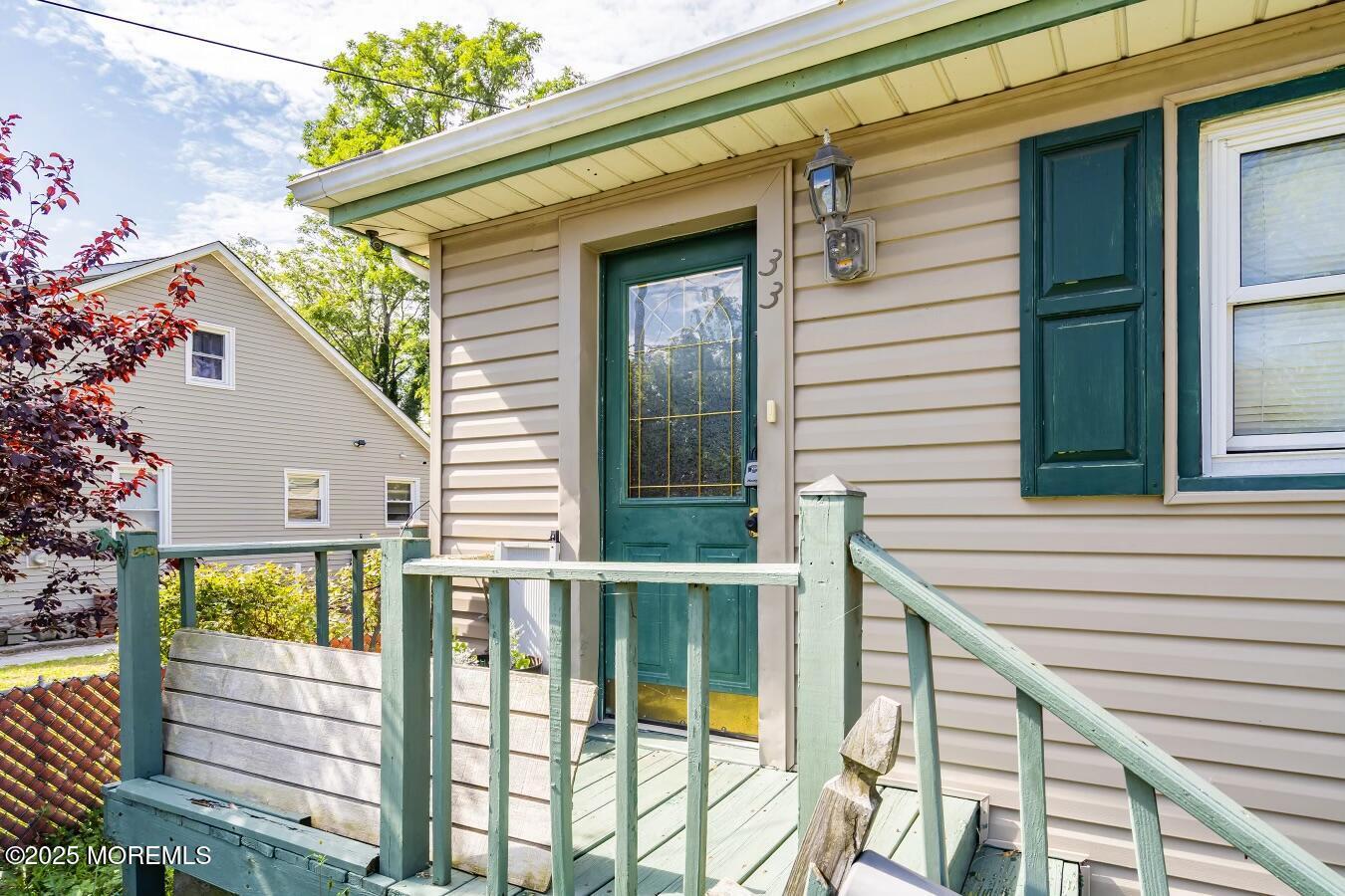 Image 4: 4-Front Porch