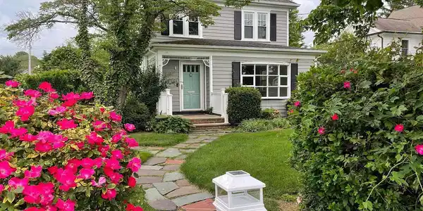 100 Bingham Avenue