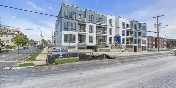 215 2nd Avenue Unit 101