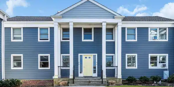 302 Deal Lake Drive Unit 18