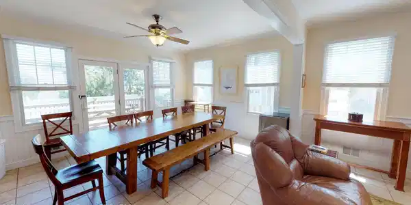 Image 3: Dining Room