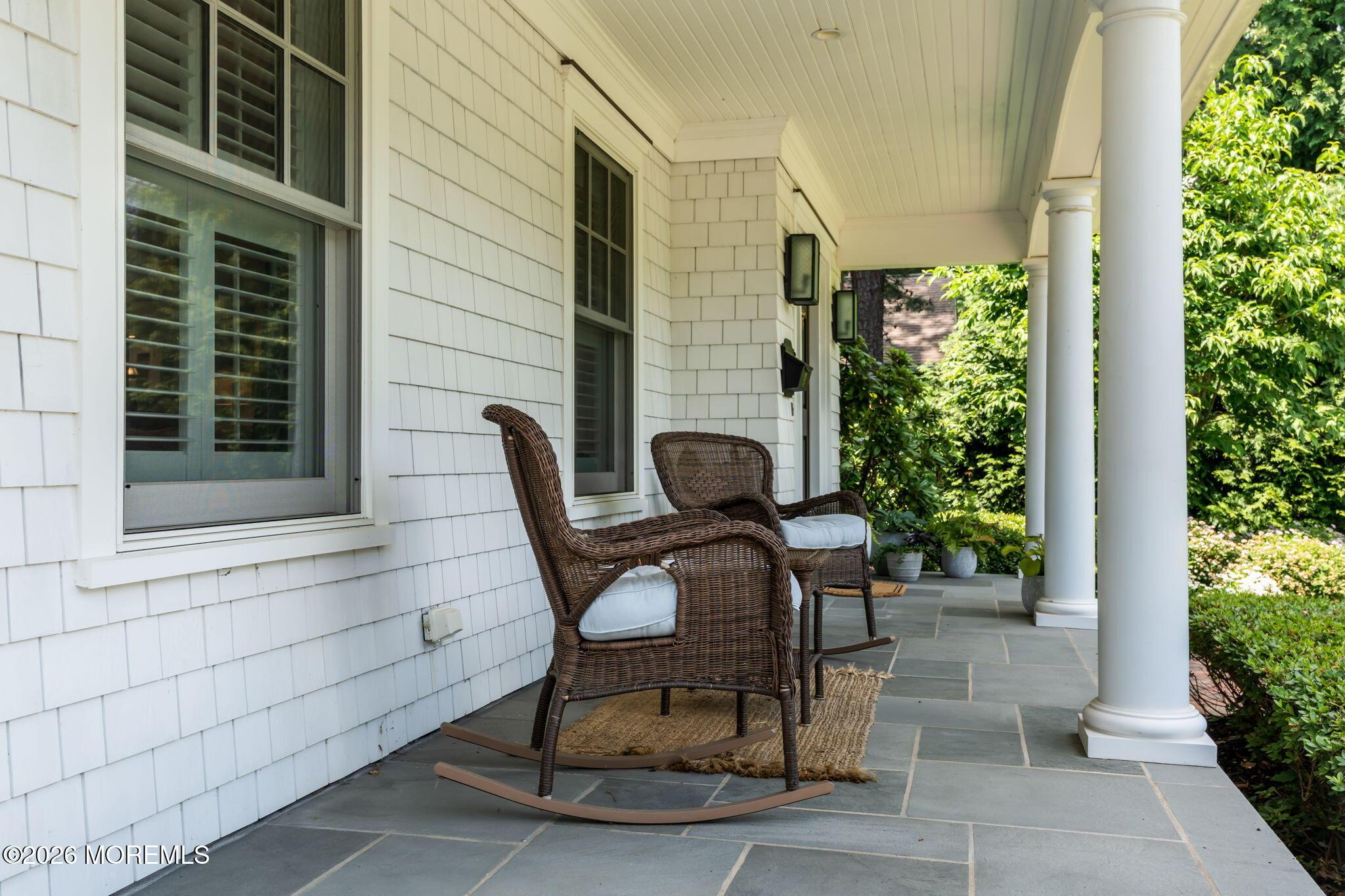 Image 4: Porch
