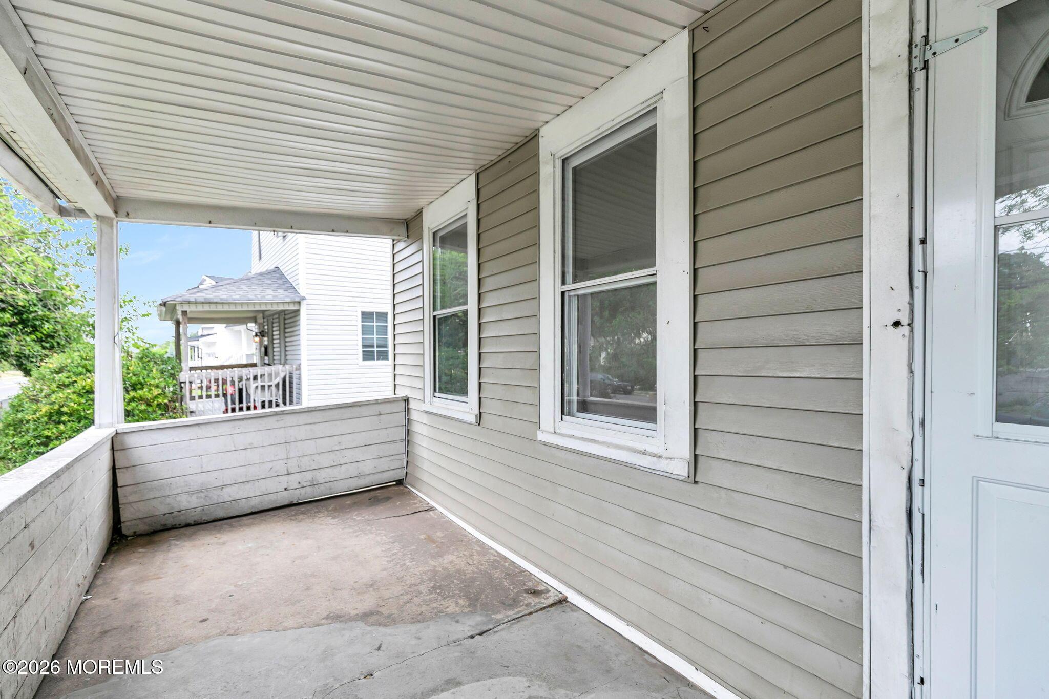 Image 2: Porch