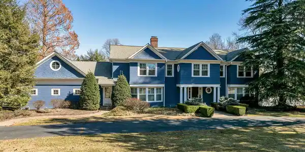 19 Bellevue Avenue