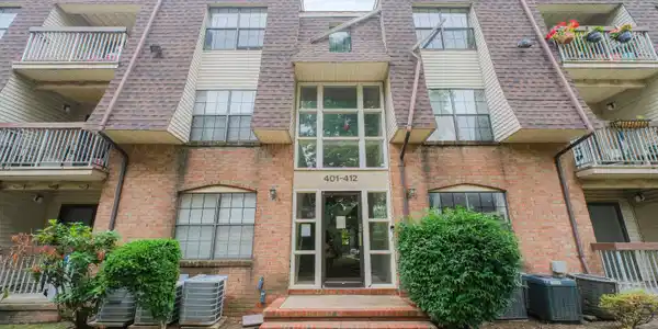 402 Hidden Village Drive Unit 402