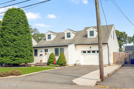 2121 Foster Road