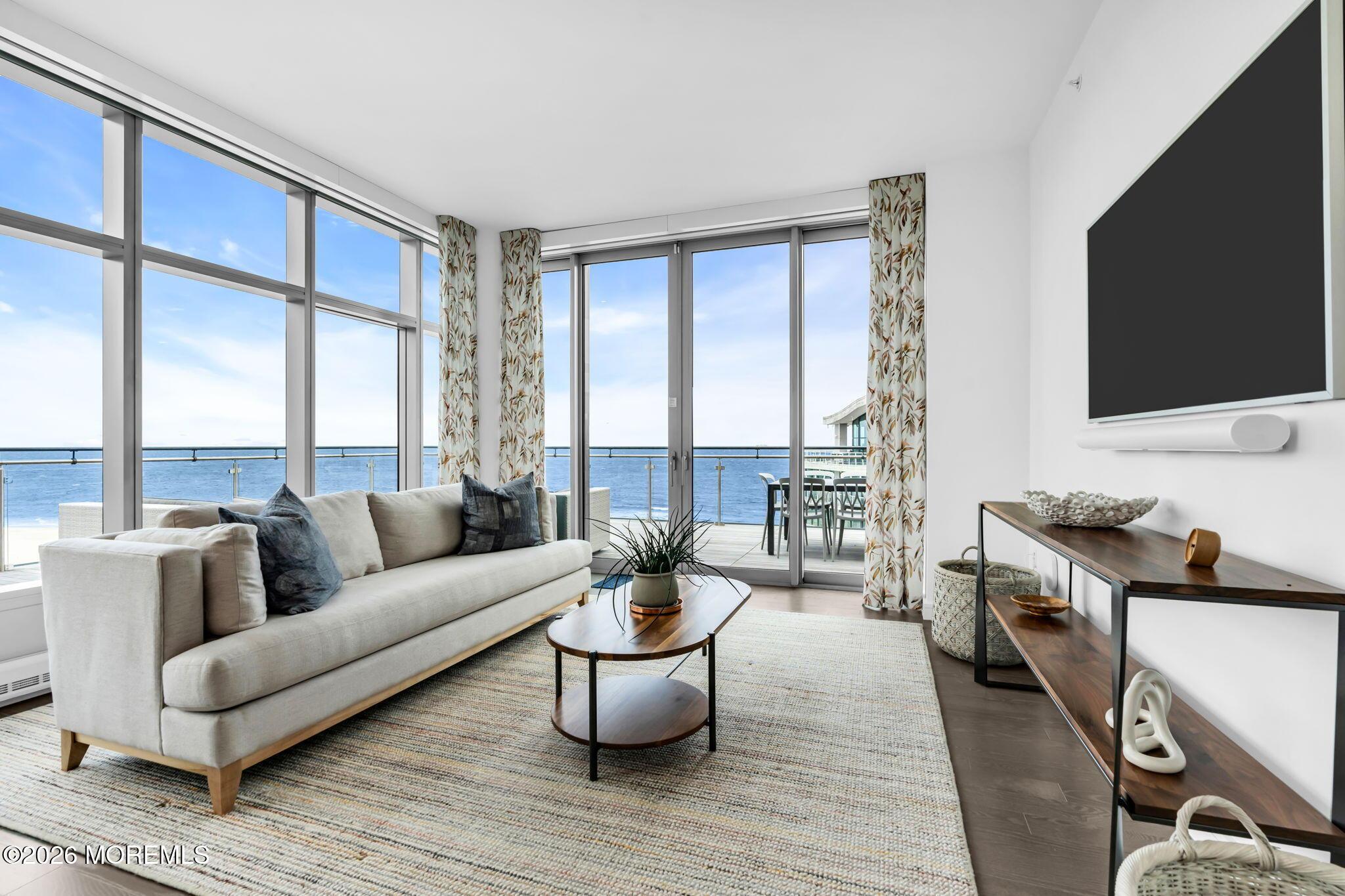 Image 2: Family Room