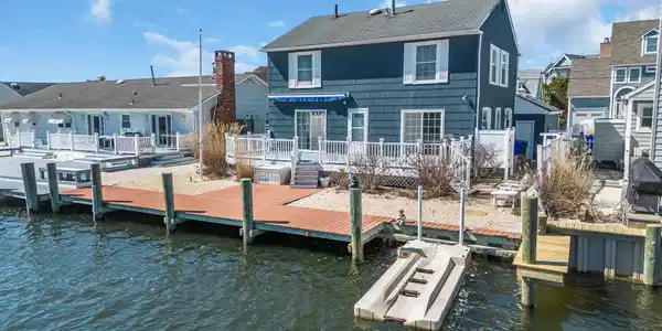 478 Ellison Drive