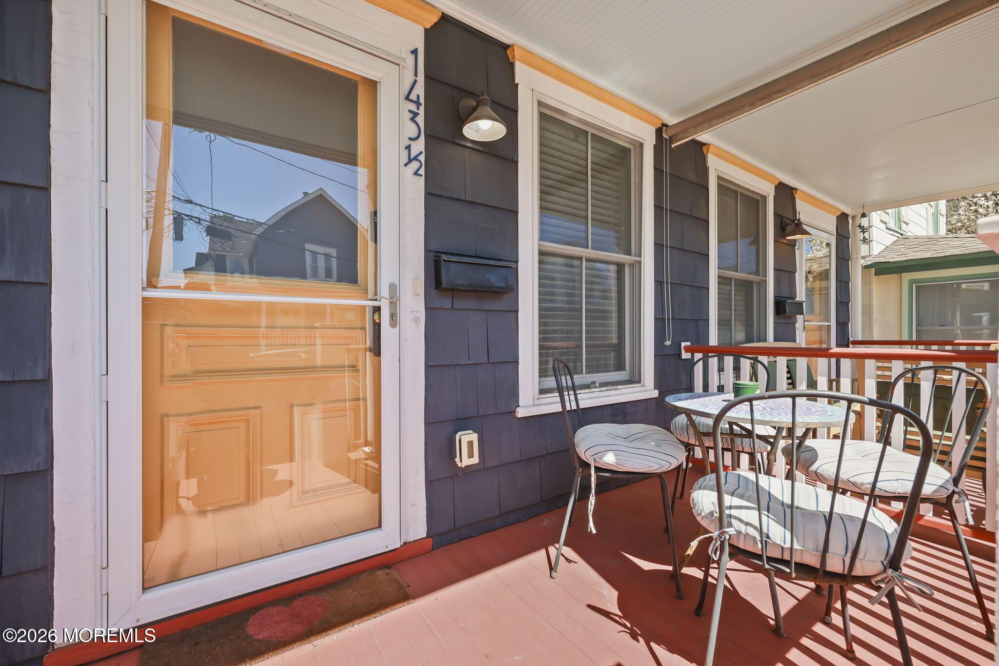 Image 3: 22-web-or-mls-LPM_4154