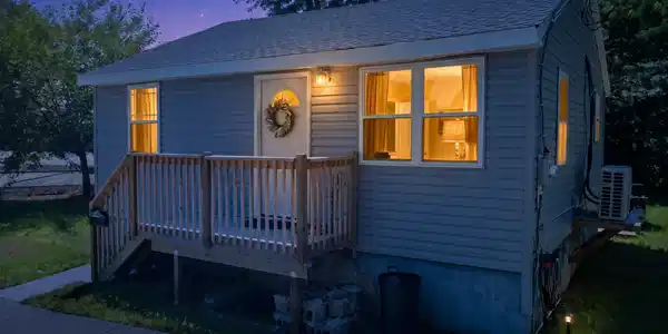 11 Forest Place