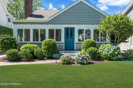 118 Neptune Place