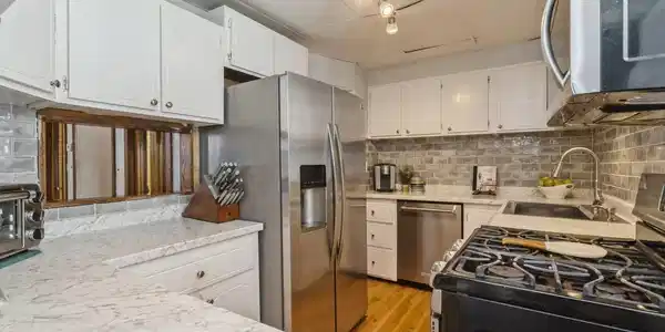 Image 3: 08_148McKinleyAve_2013_Large