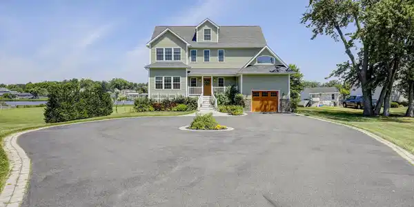 105 Horseneck Point Road