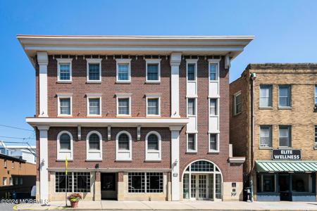 22 W Front Street Unit 401