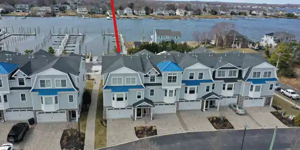 10 Cordelia Court