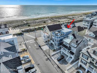 5 Fielder Avenue