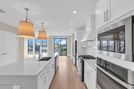 215 2nd Avenue Unit 308