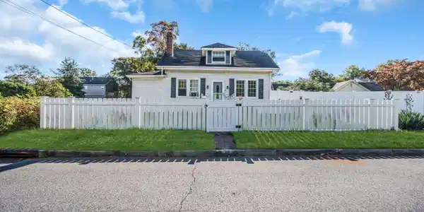 35 Montana Avenue