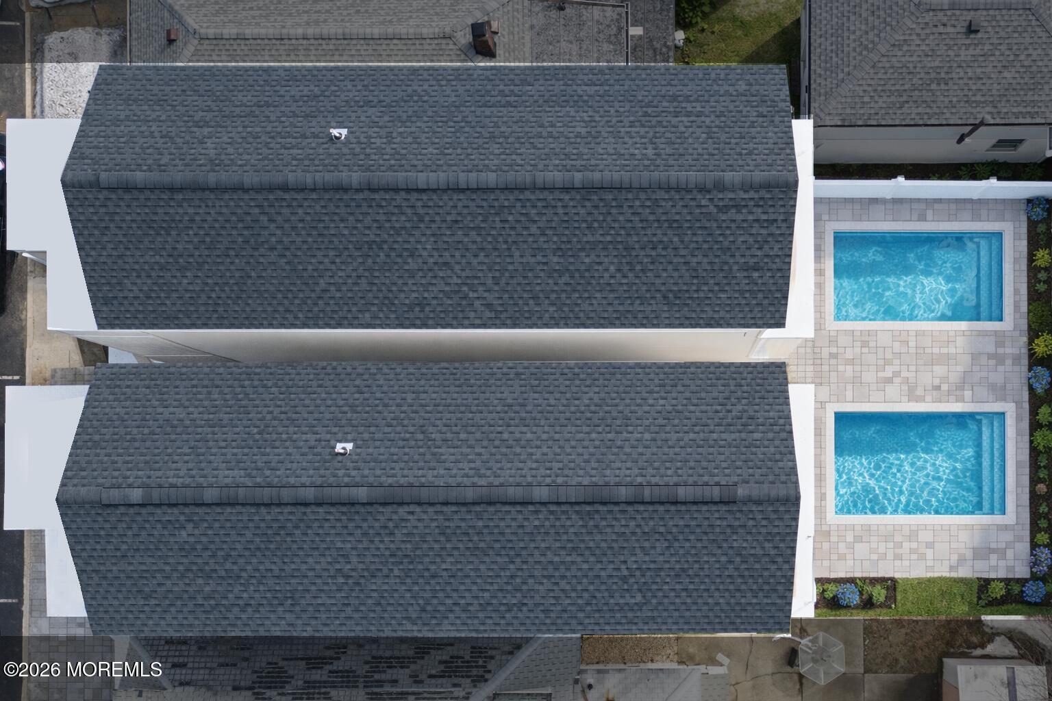 Image 4: 45 Licoln (5)