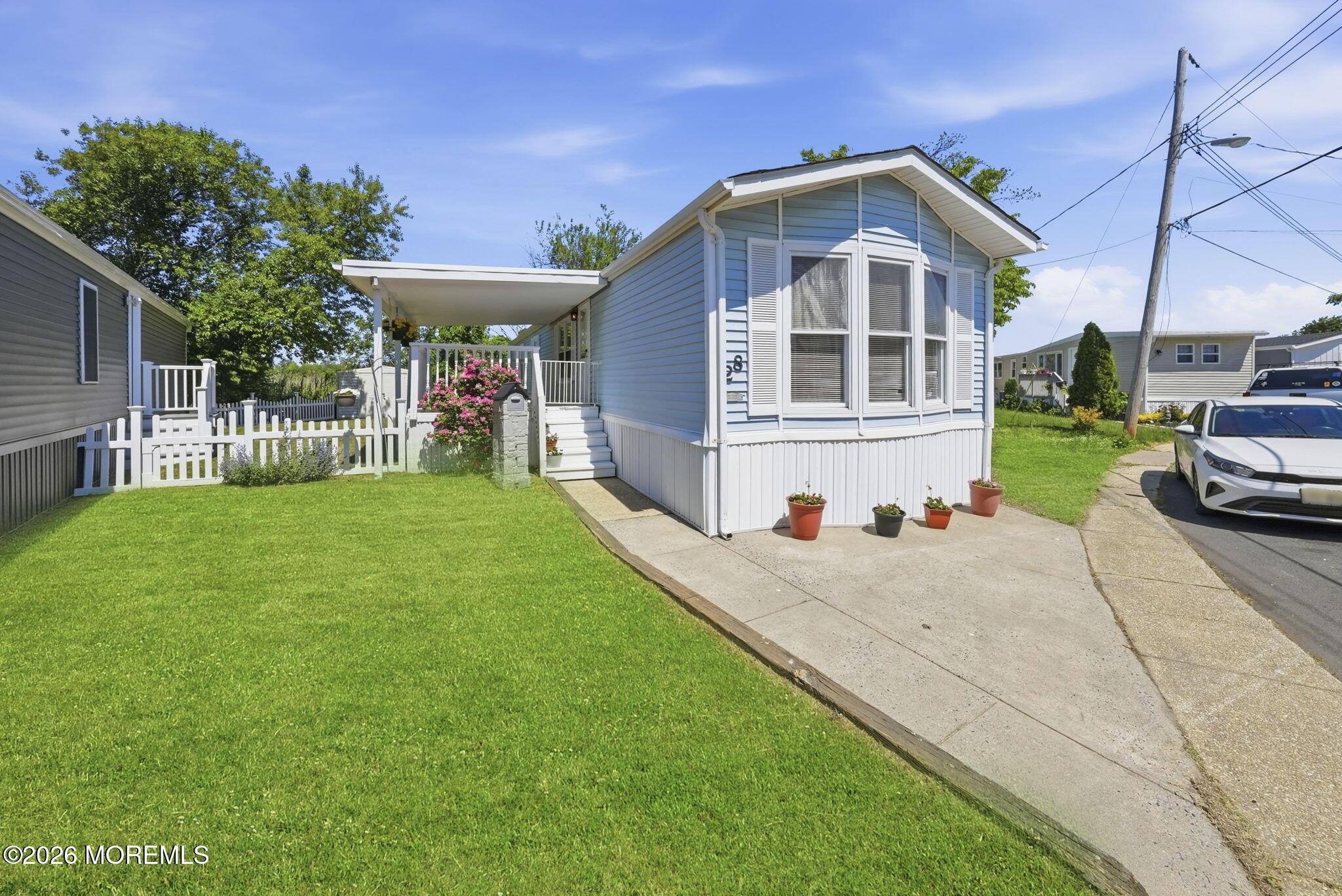 Image 2: 1-web-or-mls-DSC03979