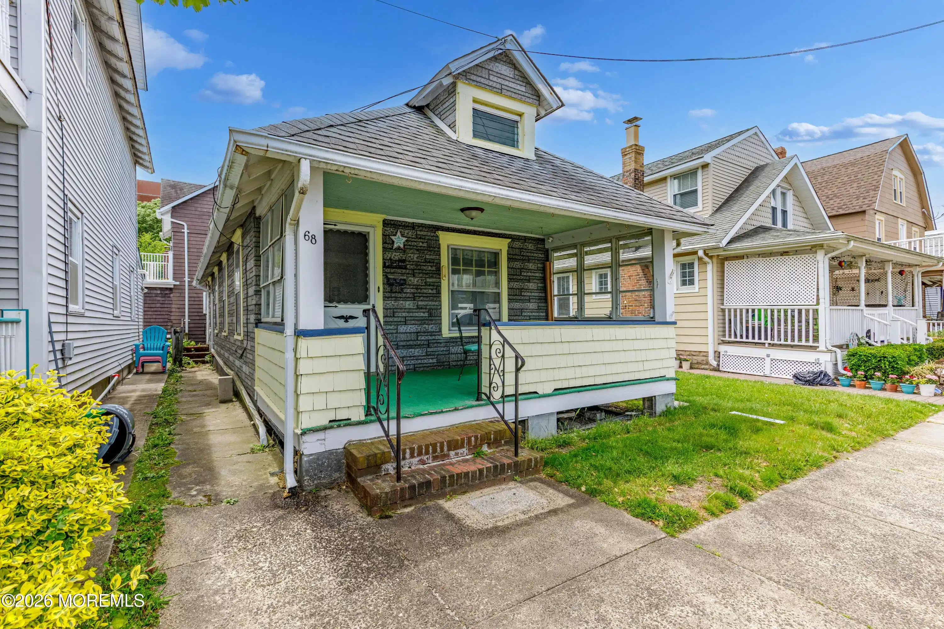 Image 1: Exterior-2 68 Franklin