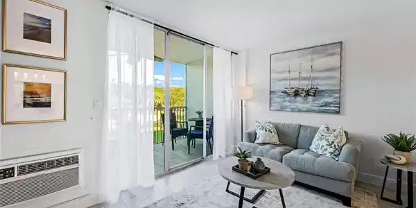 5 Bluebill AVE