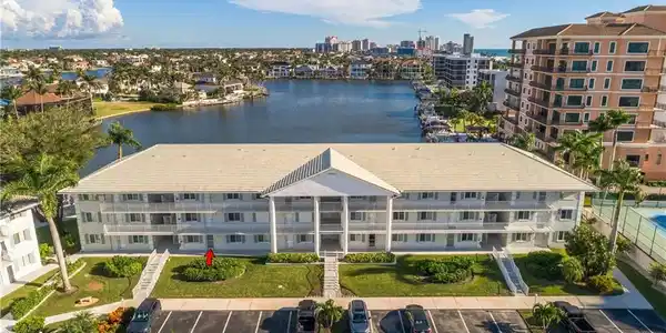 10682 Gulf Shore DR