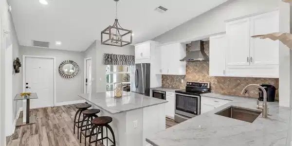 804 Wiggins Bay DR