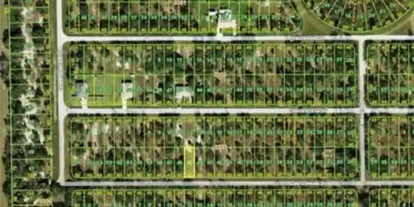 27070 Las Lomas DR