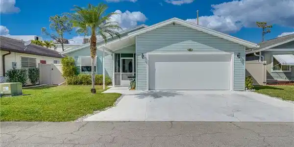 5671 Longleaf DR
