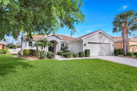 4370 Broadleaf CIR