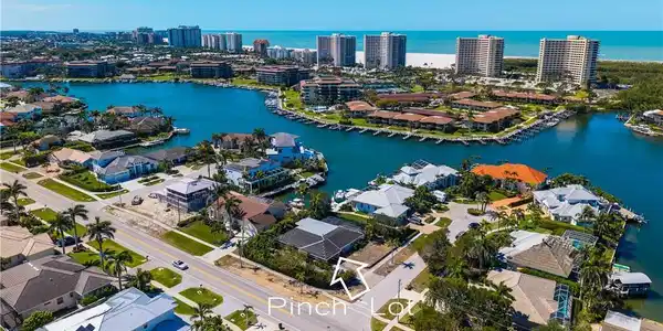 467 Kendall DR