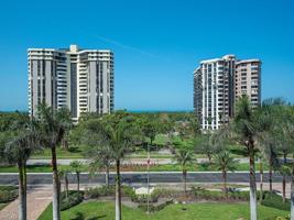 6000 Pelican Bay