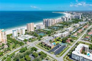 921 S Collier