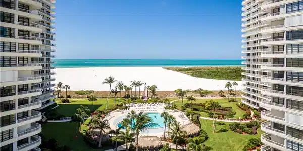 320 Seaview CT