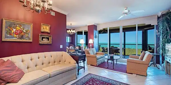 7425 Pelican Bay
