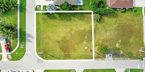 276 Tahiti RD