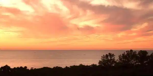 Image 2: Horizon @ Sunset