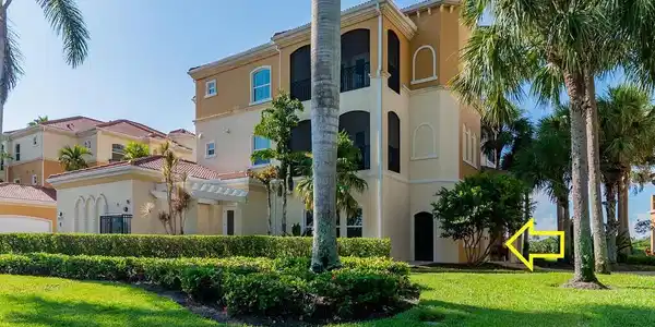 1422 Borghese LN