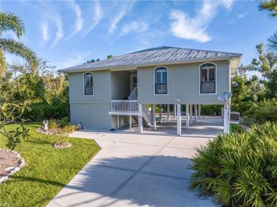 4403 Lake Heather CIR