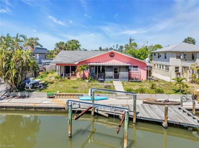 132-134 Tropical Shore WAY