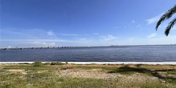 760 Sextant DR