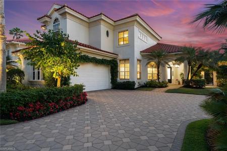 8723 La Palma LN