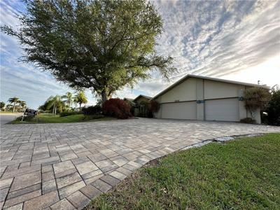 204 SE 20th PL
