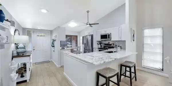 15400 Cedarwood LN
