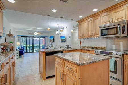 39 N Collier BLVD