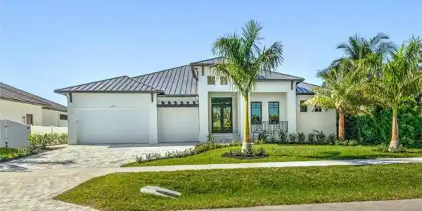 154 Tahiti RD