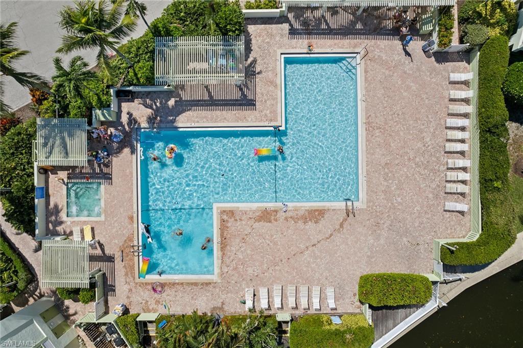 Image 4: Bird's eye view