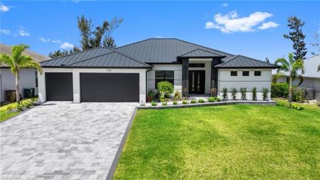 1636 NW 39th AVE